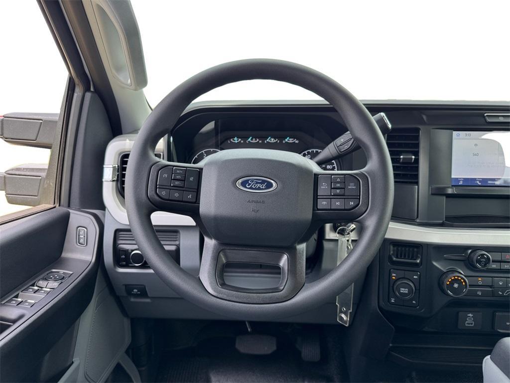 new 2025 Ford F-250 car, priced at $66,715