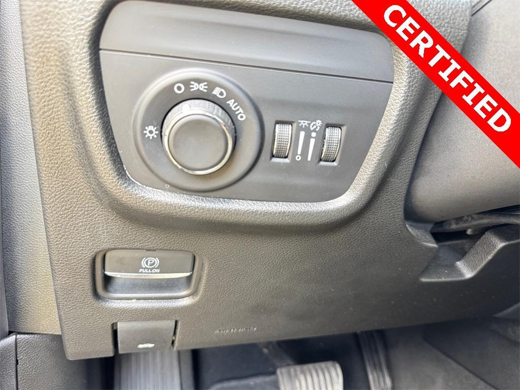 used 2023 Jeep Grand Cherokee L car, priced at $30,777
