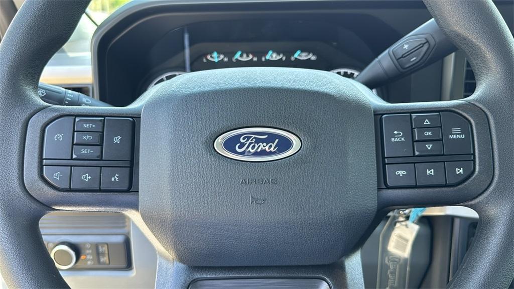 new 2025 Ford F-250 car, priced at $69,150