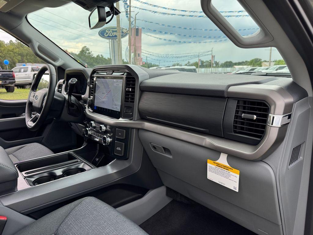 new 2025 Ford F-150 car, priced at $59,452