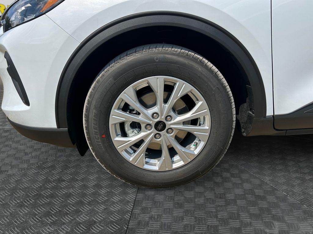 new 2025 Ford Escape car, priced at $30,979