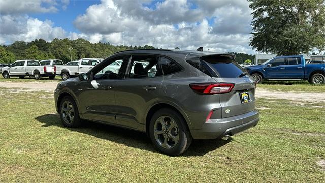 new 2024 Ford Escape car, priced at $30,500