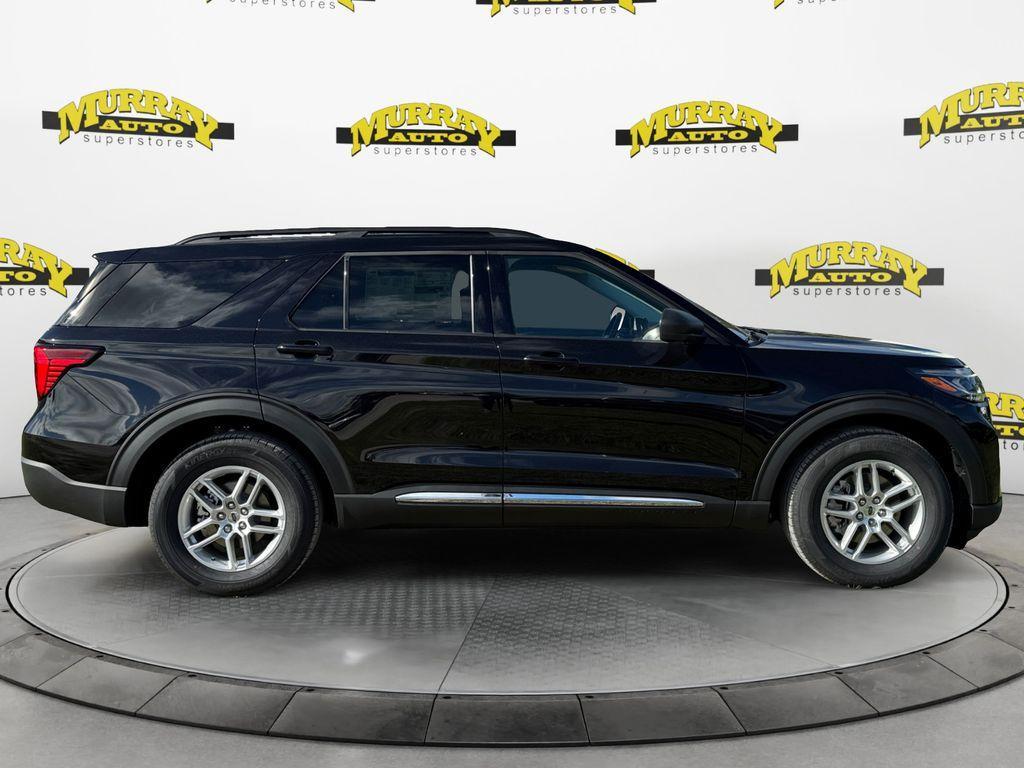 new 2025 Ford Explorer car, priced at $40,403