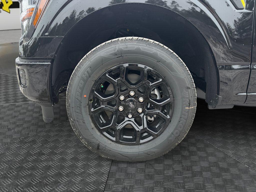 new 2025 Ford F-150 car, priced at $46,280