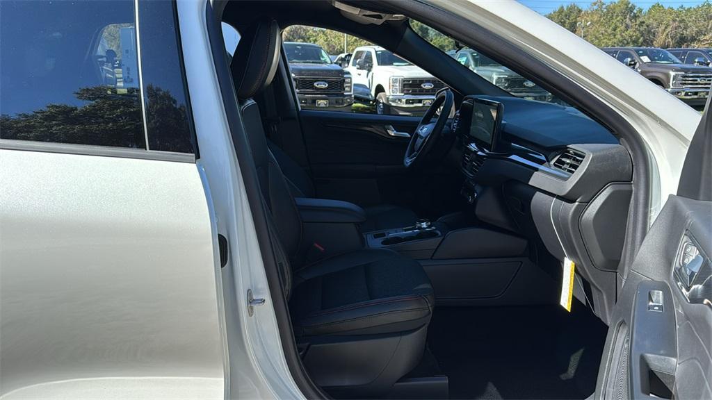 new 2025 Ford Escape car, priced at $32,665