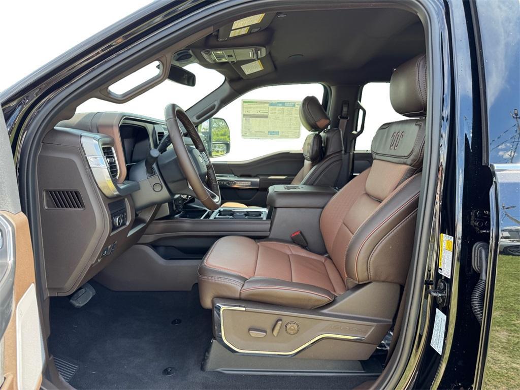 new 2025 Ford F-250 car, priced at $98,090