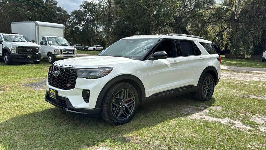 new 2025 Ford Explorer car, priced at $55,296