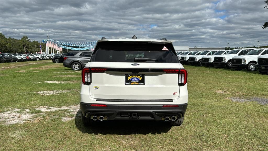 new 2025 Ford Explorer car, priced at $55,296