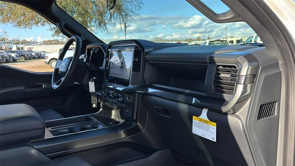 new 2025 Ford F-150 car, priced at $55,040