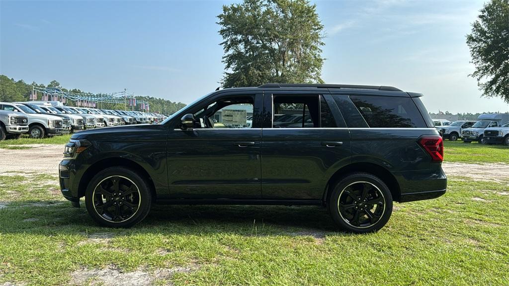 new 2024 Ford Expedition car, priced at $70,656