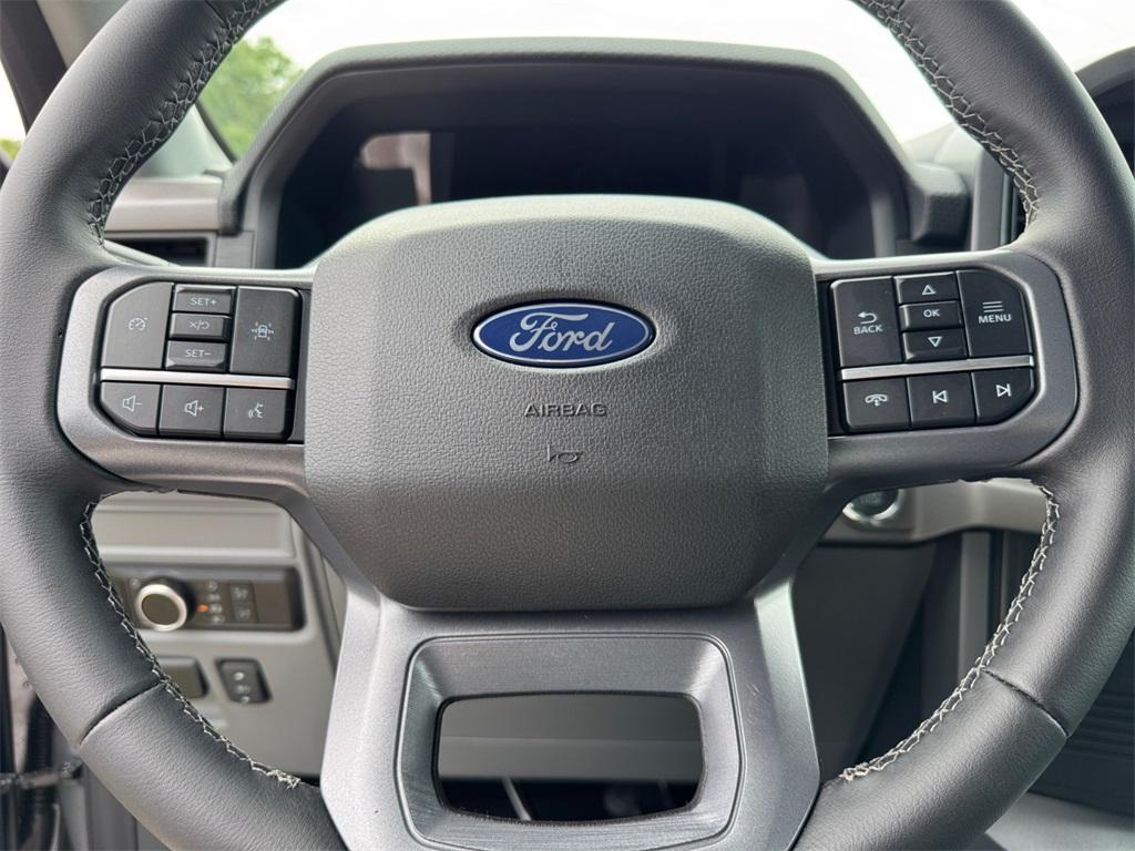 new 2025 Ford F-150 Lightning car, priced at $62,488