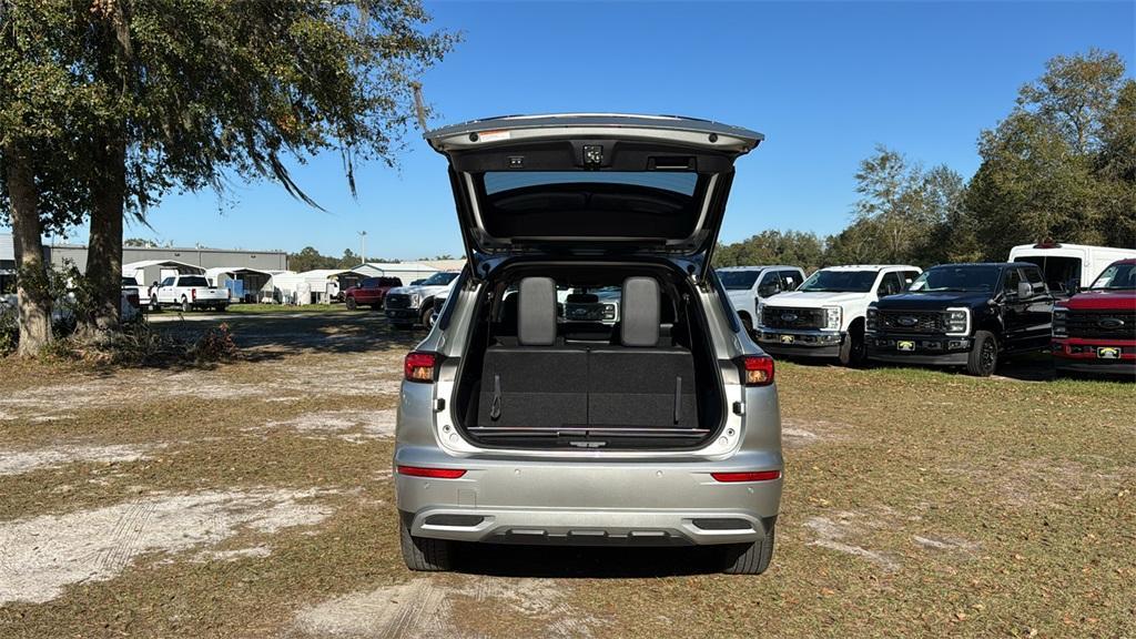 used 2024 Mitsubishi Outlander car, priced at $28,977