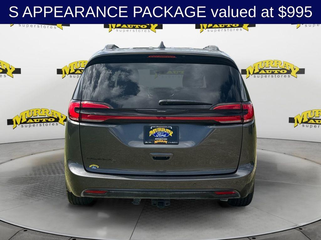 used 2021 Chrysler Pacifica car, priced at $23,170