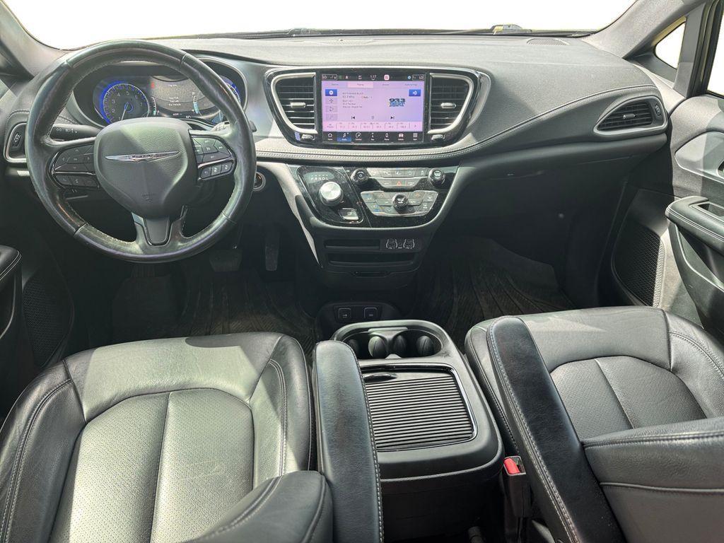 used 2021 Chrysler Pacifica car, priced at $23,170