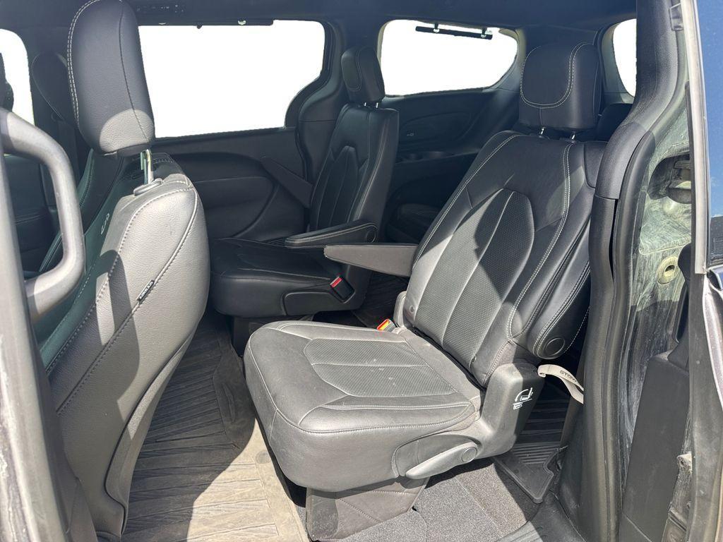 used 2021 Chrysler Pacifica car, priced at $23,170