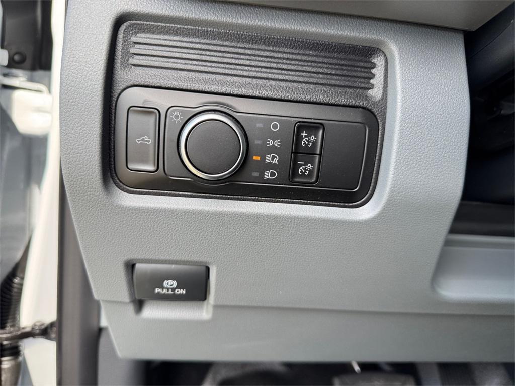 new 2025 Ford F-250 car, priced at $55,435