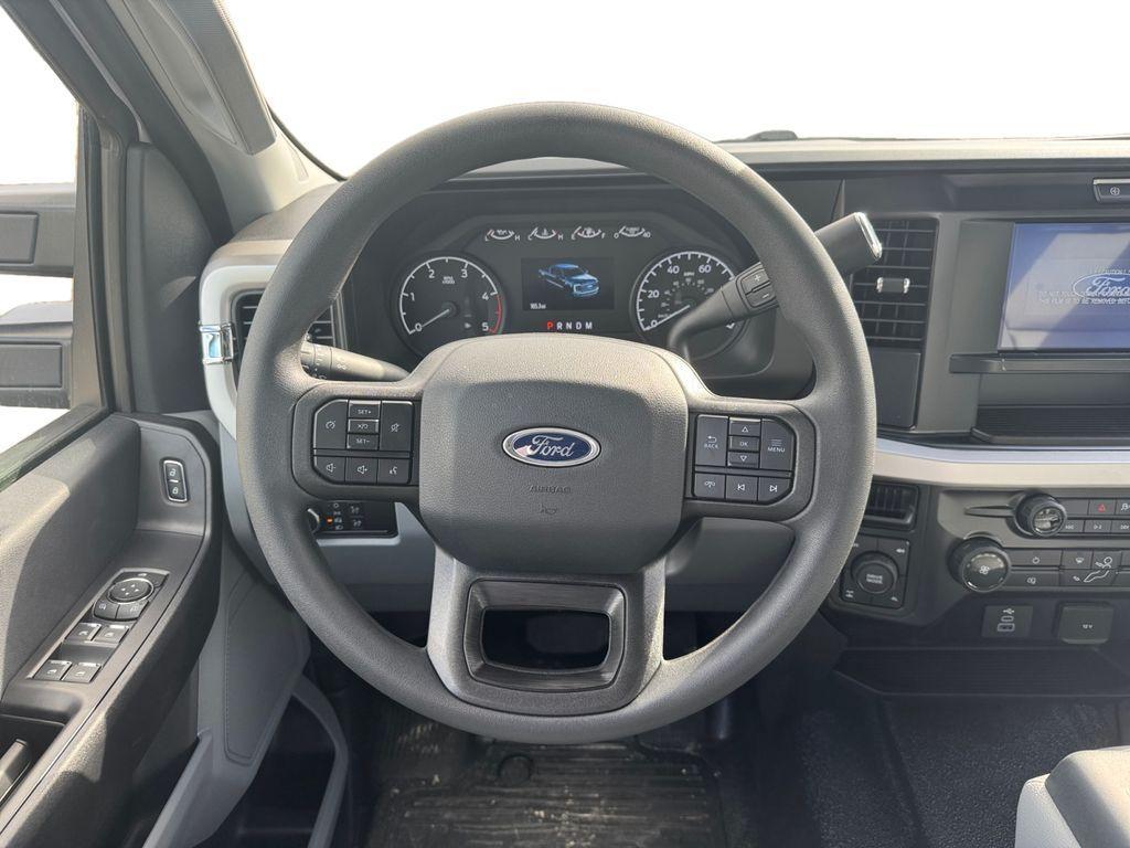 new 2025 Ford F-250 car, priced at $61,732