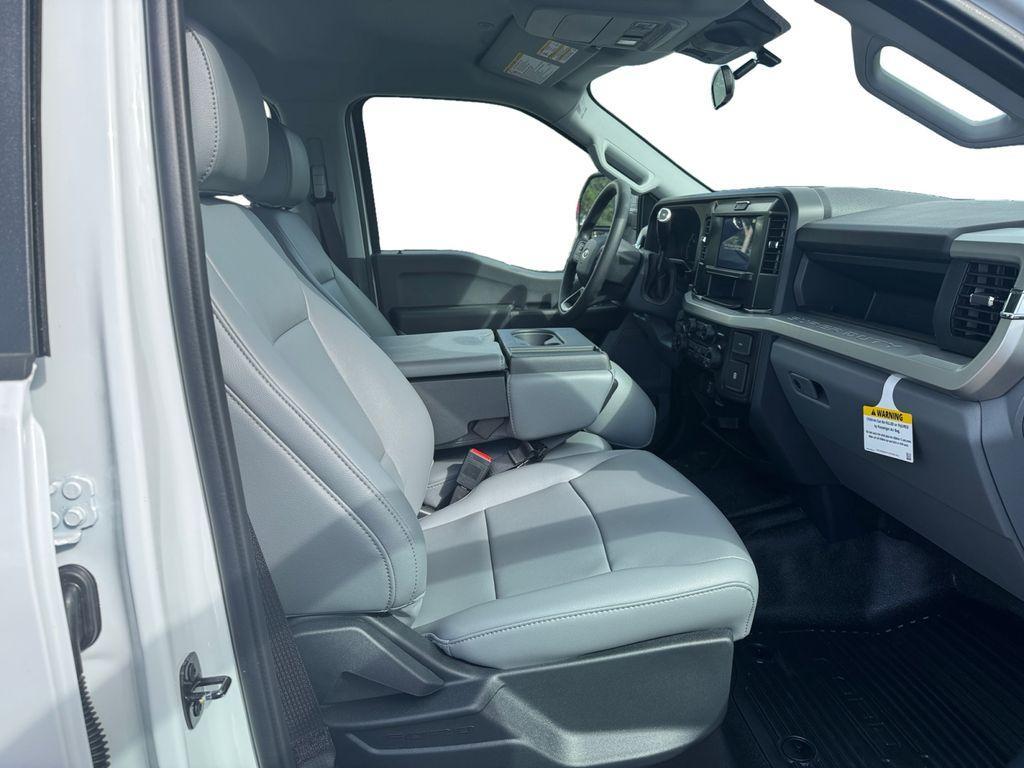 new 2025 Ford F-250 car, priced at $61,732