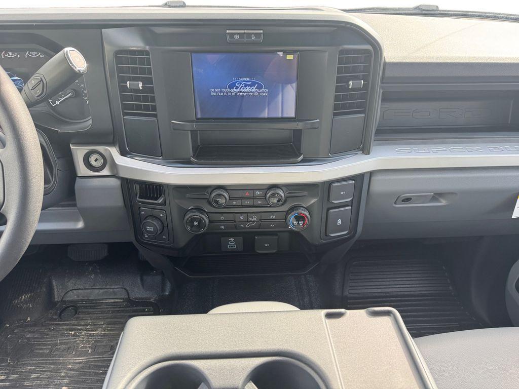 new 2025 Ford F-250 car, priced at $61,732