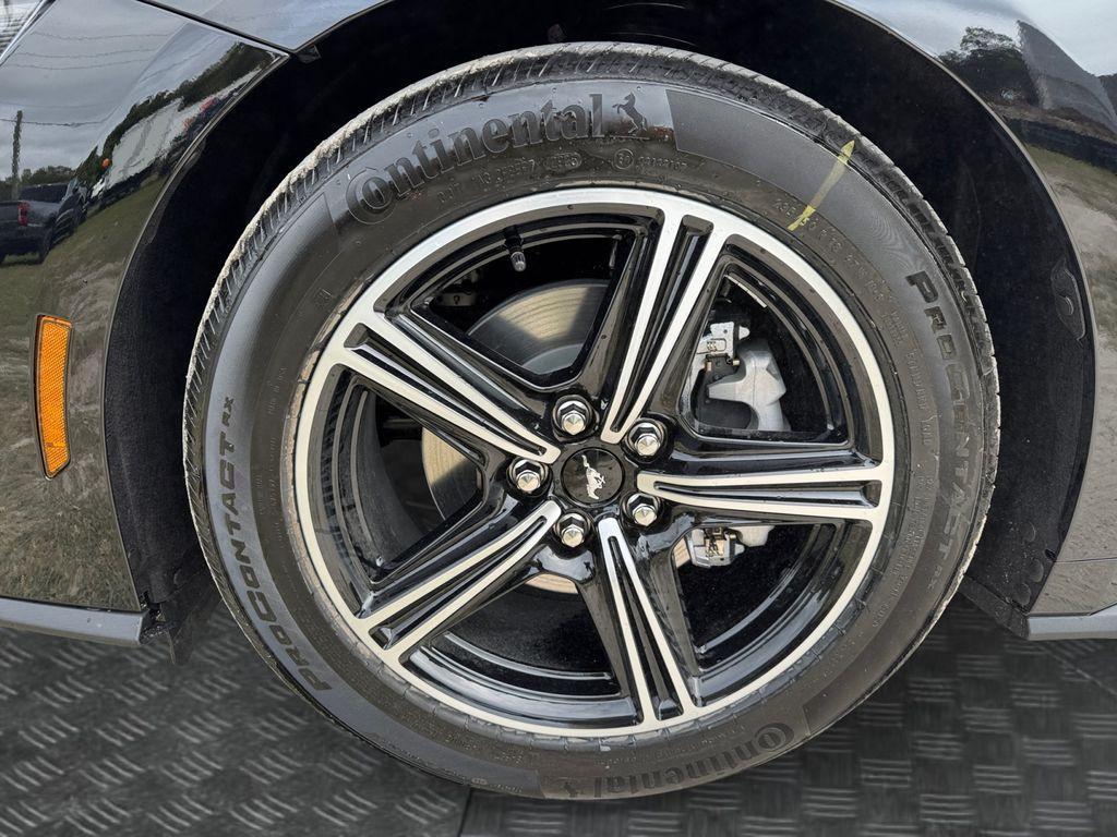 new 2025 Ford Mustang car, priced at $33,200