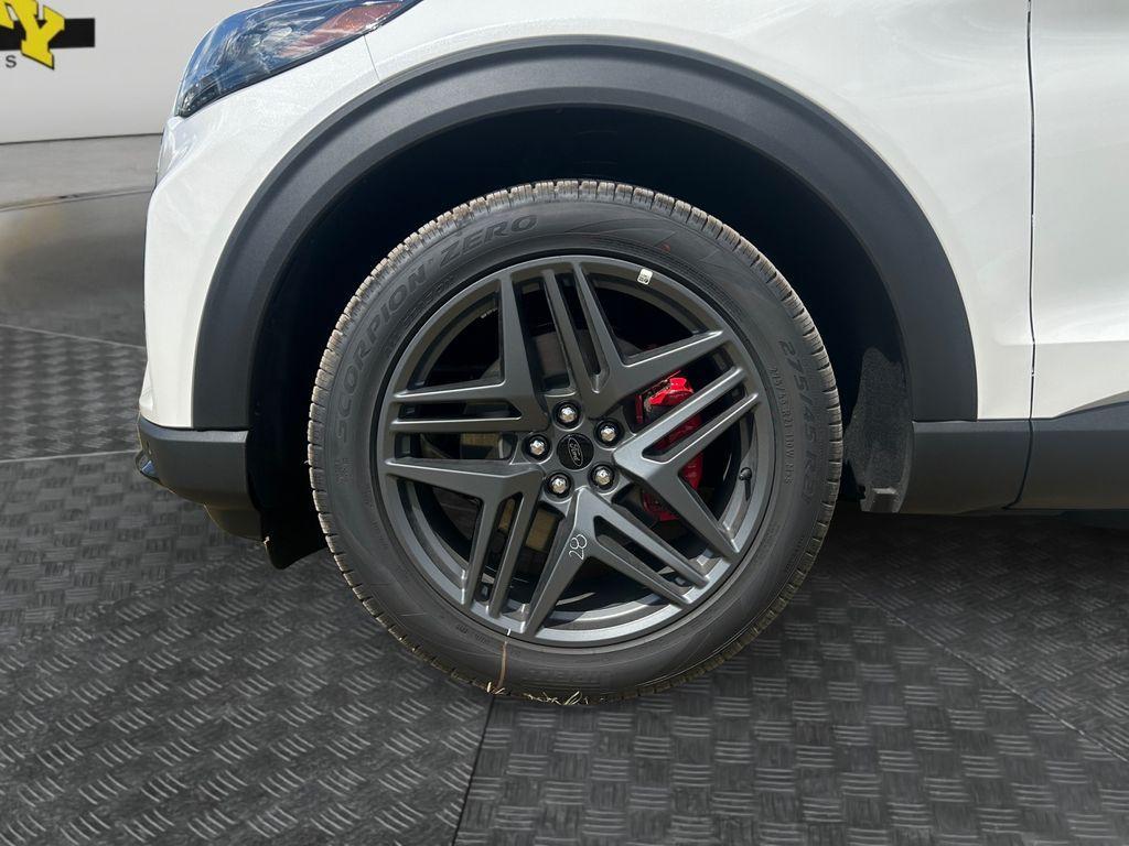 new 2025 Ford Explorer car, priced at $60,255