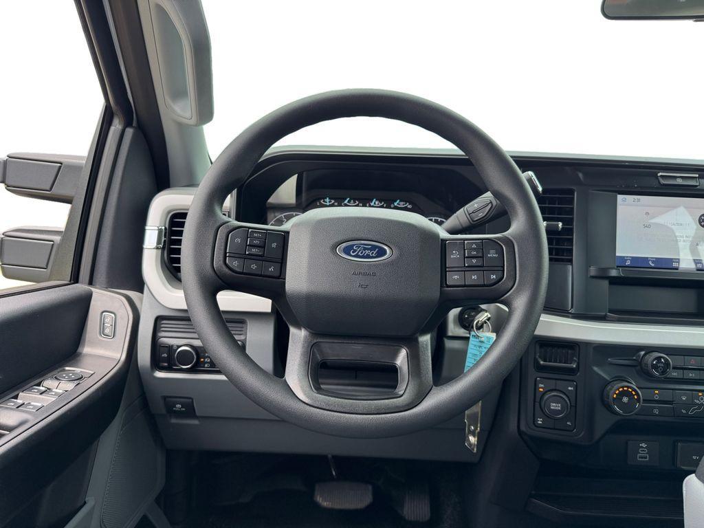 new 2025 Ford F-250 car, priced at $65,013