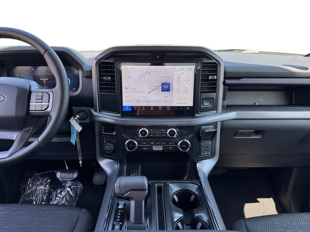 new 2025 Ford F-150 car, priced at $60,300