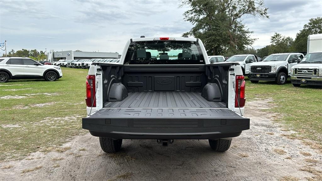 new 2024 Ford F-150 car, priced at $49,633