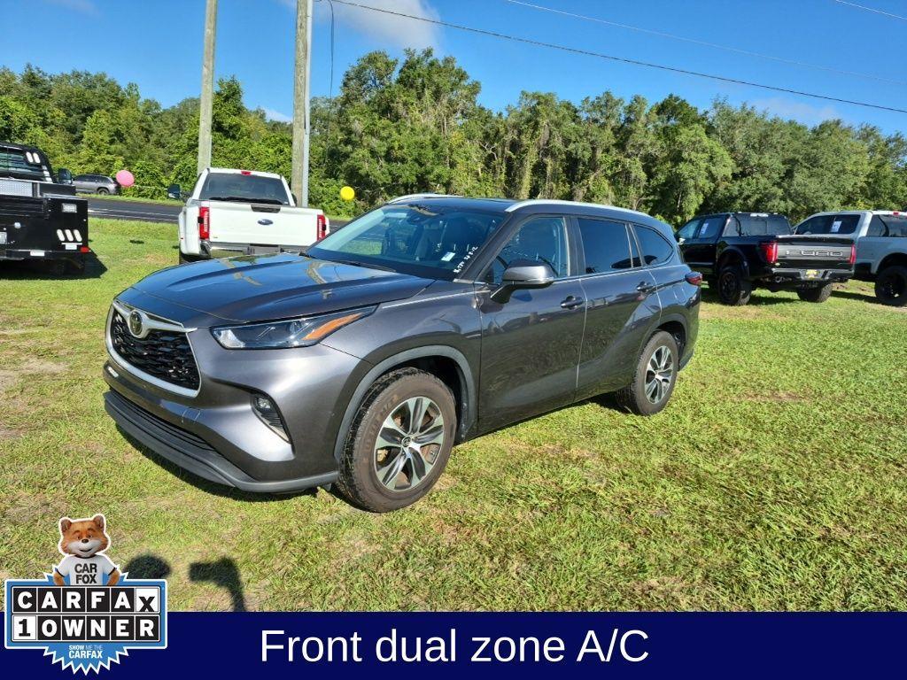 used 2023 Toyota Highlander car, priced at $34,987