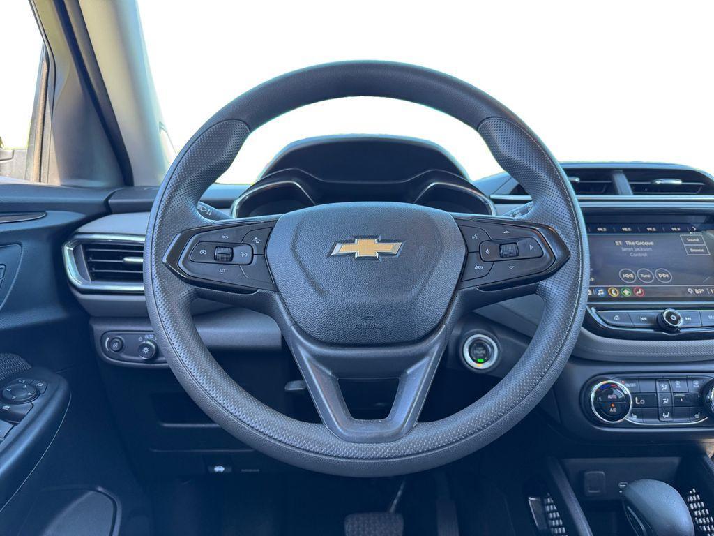used 2021 Chevrolet TrailBlazer car, priced at $14,686