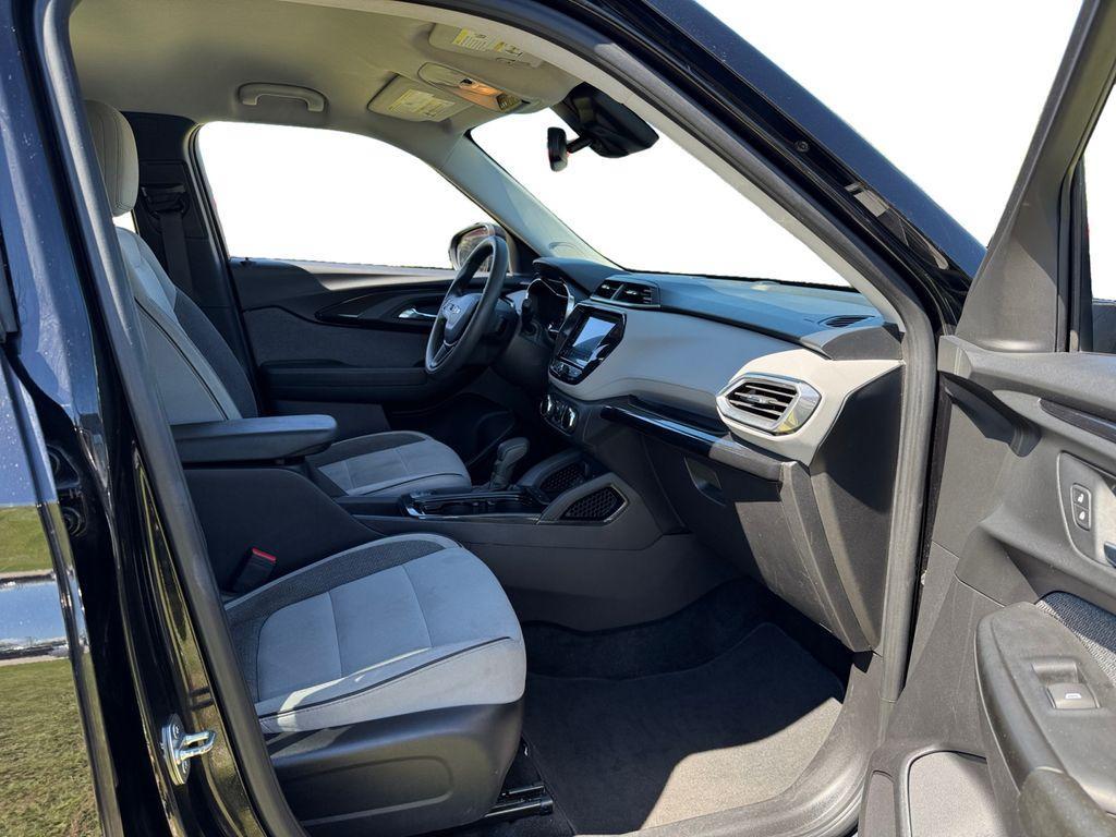 used 2021 Chevrolet TrailBlazer car, priced at $14,686
