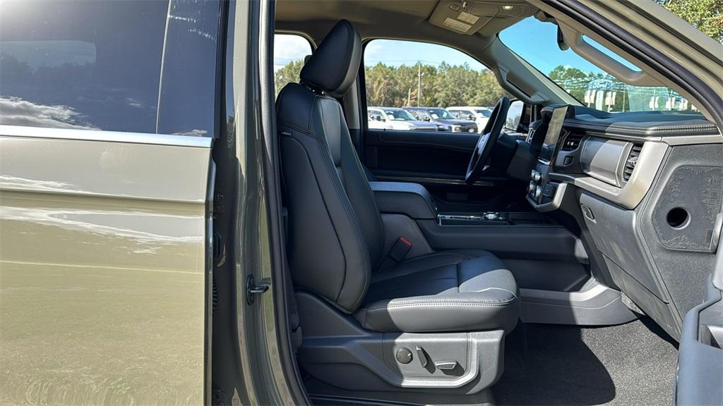 new 2024 Ford Expedition car, priced at $66,906