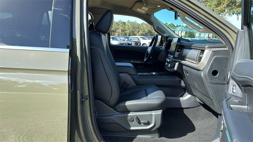 new 2024 Ford Expedition car, priced at $66,906