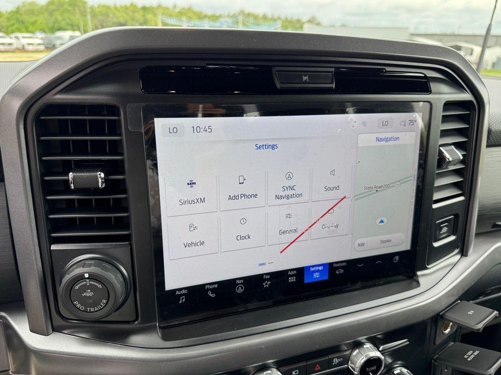 new 2025 Ford F-150 car, priced at $61,120