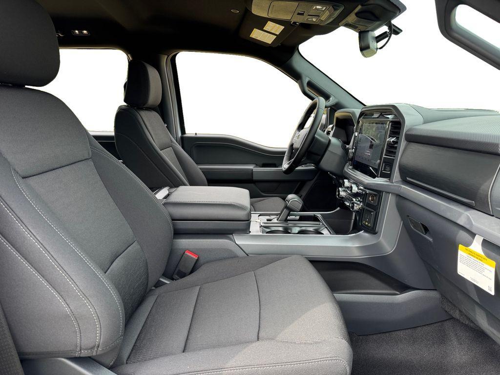 new 2025 Ford F-150 car, priced at $61,120