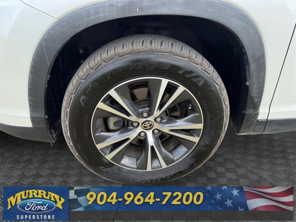 used 2019 Toyota Highlander car, priced at $25,777