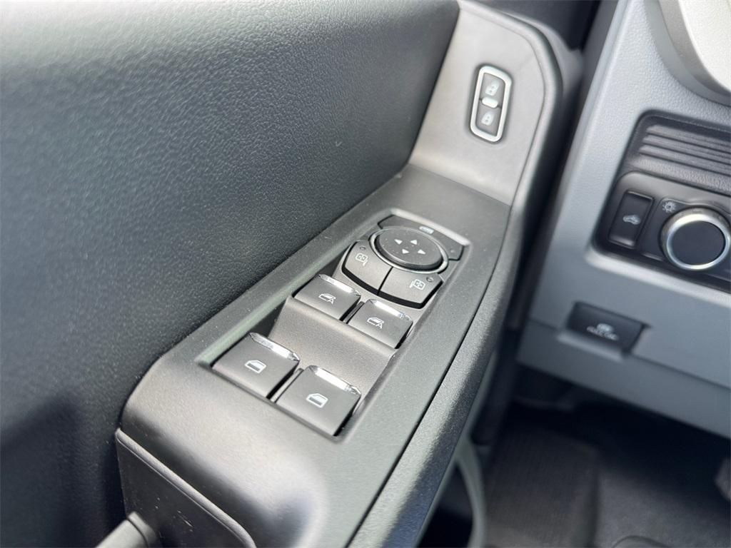 new 2025 Ford F-350 car, priced at $67,916