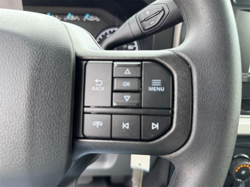 new 2025 Ford F-350 car, priced at $67,916