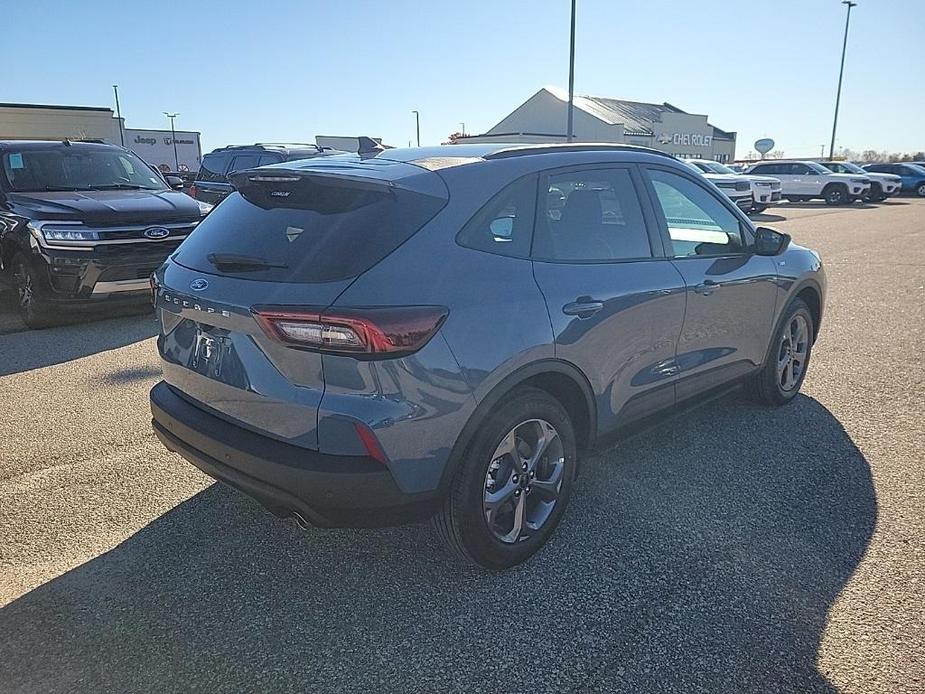 new 2025 Ford Escape car, priced at $33,470