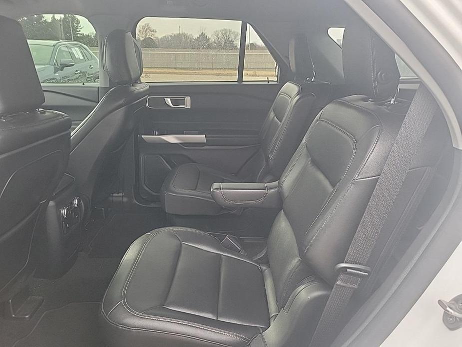 used 2020 Ford Explorer car