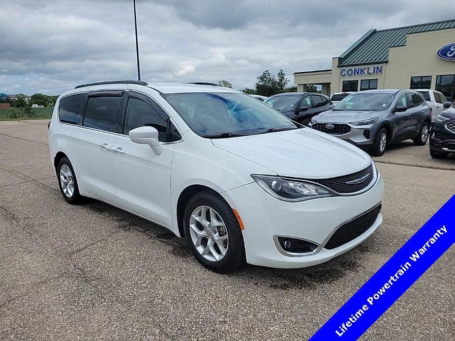 used 2018 Chrysler Pacifica car, priced at $14,869