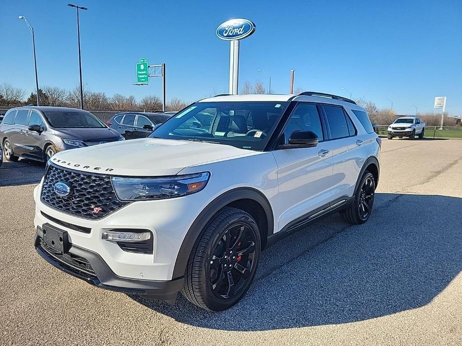 new 2024 Ford Explorer car, priced at $59,405