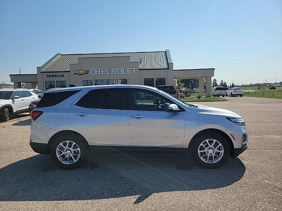 used 2022 Chevrolet Equinox car, priced at $23,355