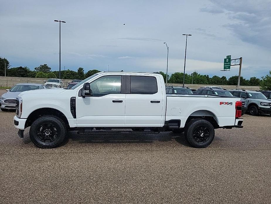 new 2024 Ford F-250 car, priced at $60,570