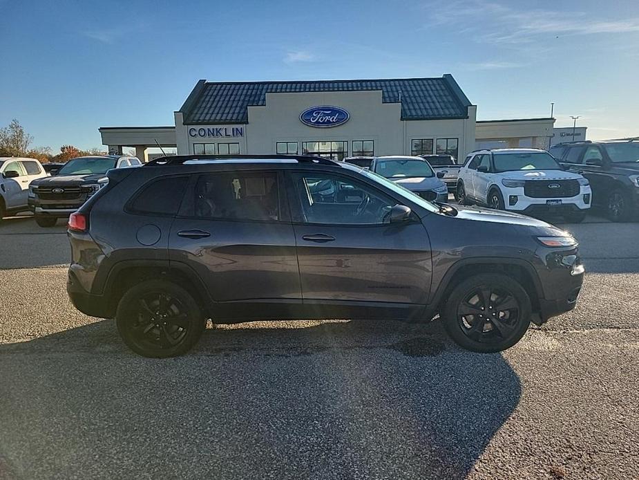 used 2018 Jeep Cherokee car, priced at $15,498