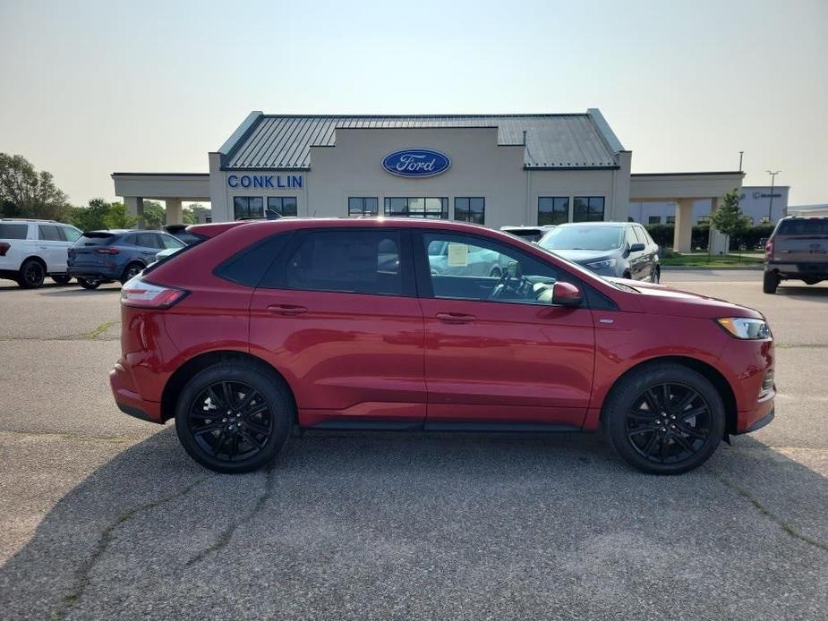 new 2023 Ford Edge car, priced at $39,999