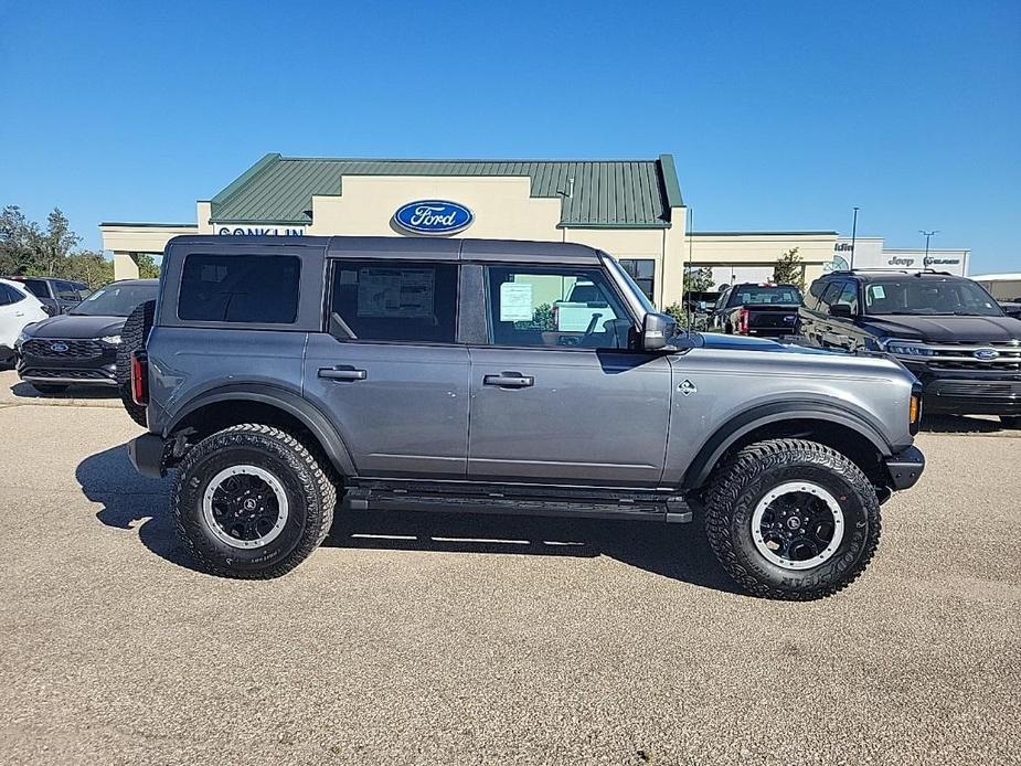 new 2024 Ford Bronco car, priced at $60,702