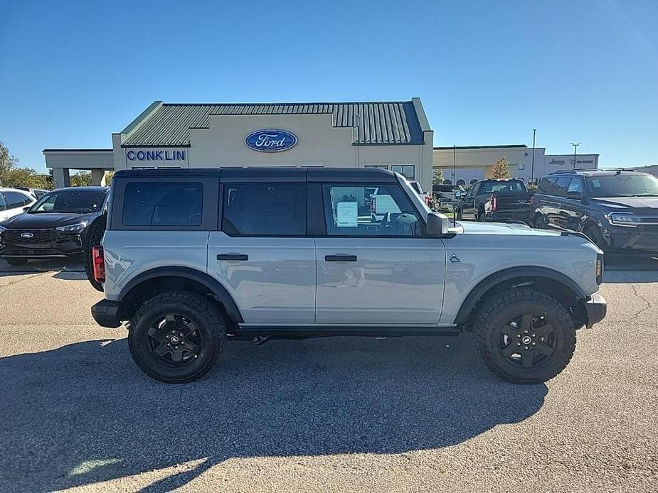 new 2024 Ford Bronco car, priced at $48,332