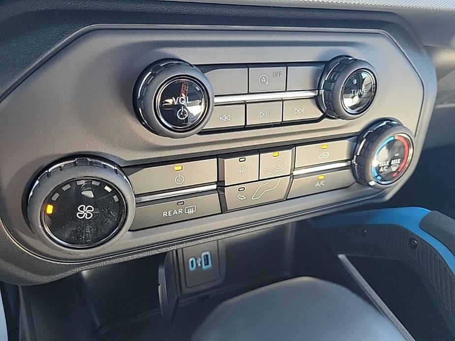 new 2024 Ford Bronco car, priced at $48,332