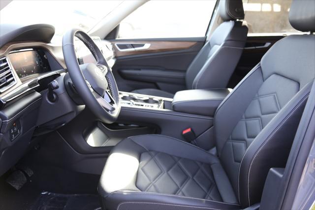 new 2025 Volkswagen Atlas car, priced at $47,988
